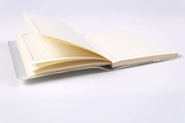 Открытая Книга Ротационным Листом — стоковое фото