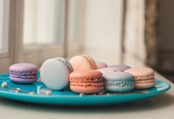 Beaux macarons multicolores — Photo