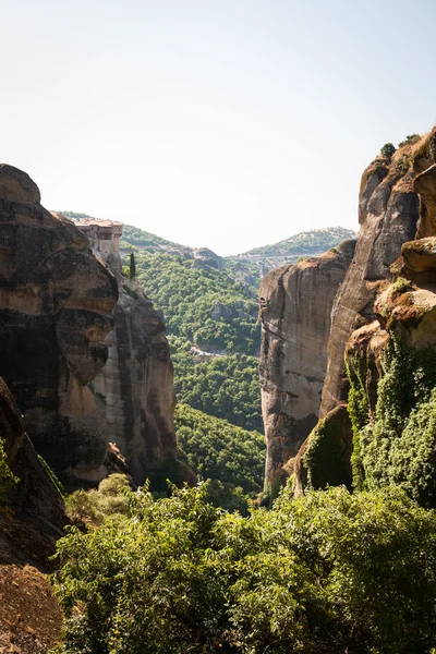Монастырь и скалы Метеоры, Греция — стоковое фото