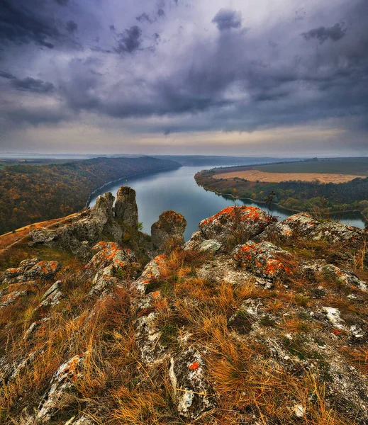 stock image Beautiful autumn landscape at sunrise. picturesque river canyon