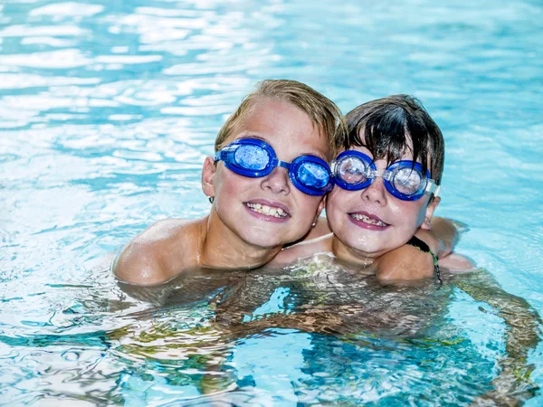 Kids with swimming goggles — Stock Photo, Image