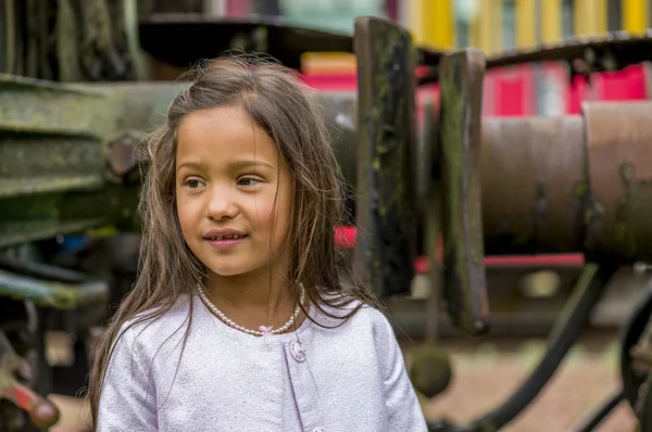 Thai girl with train buffe — Stock Photo, Image