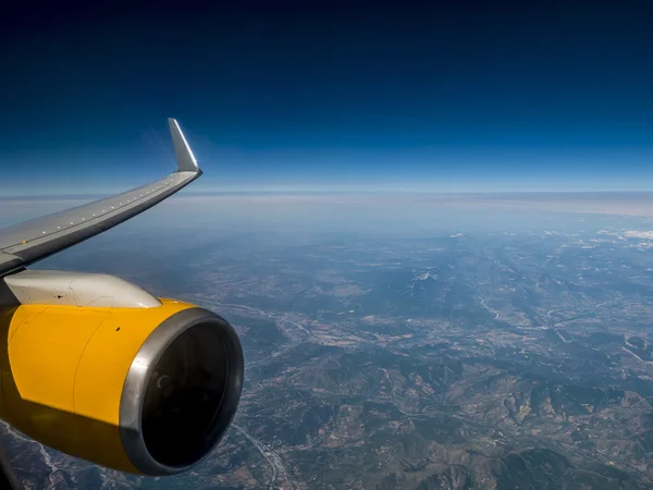 Vliegtuig motor tijdens vlucht — Stockfoto