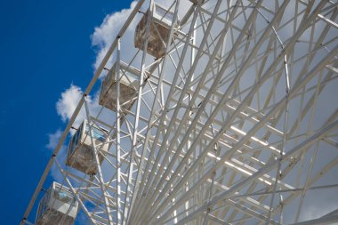 Kontractova Meydanı 'ndaki Kiev Dönme Dolabı, Kiev, Ukrayna