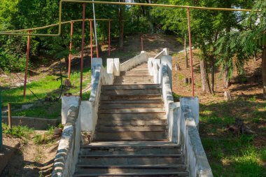 Tiraspol parkındaki eski merdivenler
