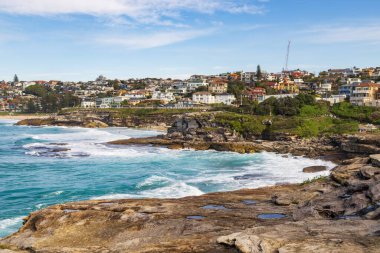 Mackenzies Point, Sydney, Avustralya 'dan Mackenzies Bay, Tamarama Point ve Bronte Beach' e bakan manzara