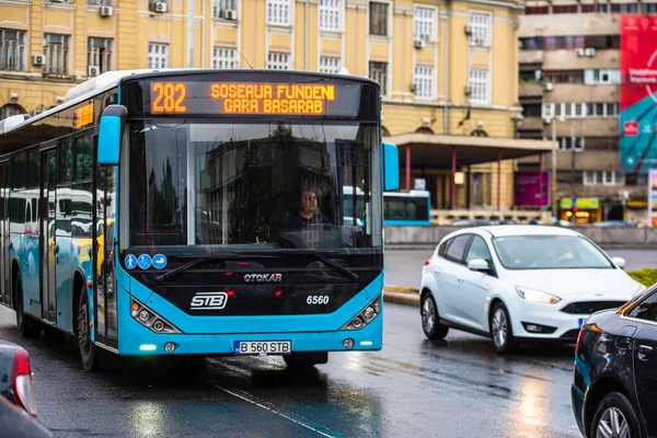 Самый Быстрый Общественный Транспорт Stb Автобус Движении Bucharest Румыния 2020 — стоковое фото