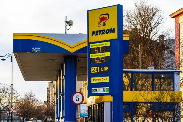 Romanya Nın Bükreş Kentindeki Petrol Istasyonu 2020 — Stok fotoğraf