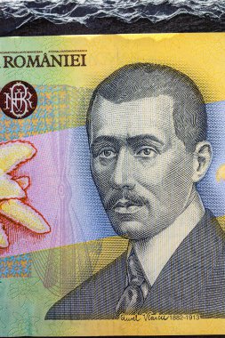 Ley banknotlarının detaylarına özen göster. Romanya lei banknotlarının makro detaylarını kapat, 50 lei izole edilmiş. Dünya para kavramı, enflasyon ve ekonomi kavramı
