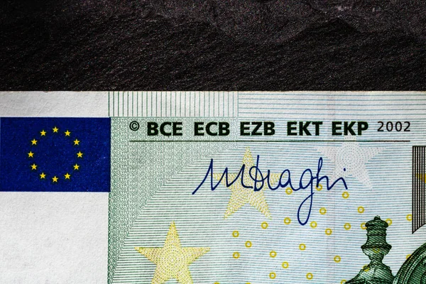 Selektywny Nacisk Szczegóły Dotyczące Banknotów Euro Zbliżenie Makro Szczegóły Banknotów — Zdjęcie stockowe