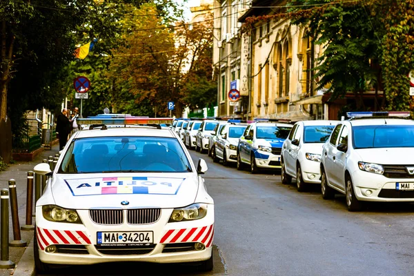 Румынская Полиция Politia Rutiera Автомобиль Припаркованный Вдоль Улицы Центре Бухареста — стоковое фото