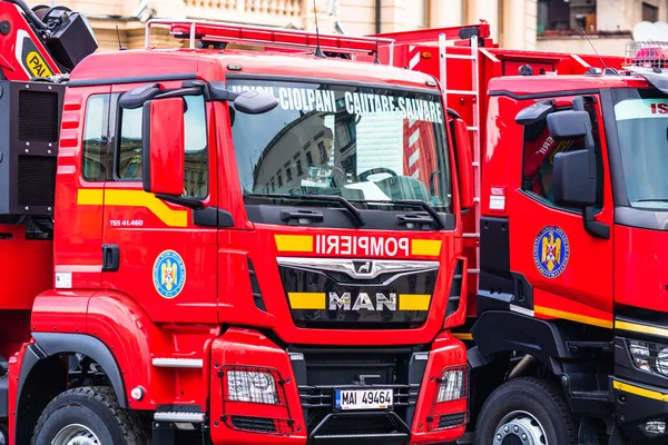 Romanian Firefighting Emergency Firemen Pompierii Parked Front Home Office Ministry — Stock Photo, Image