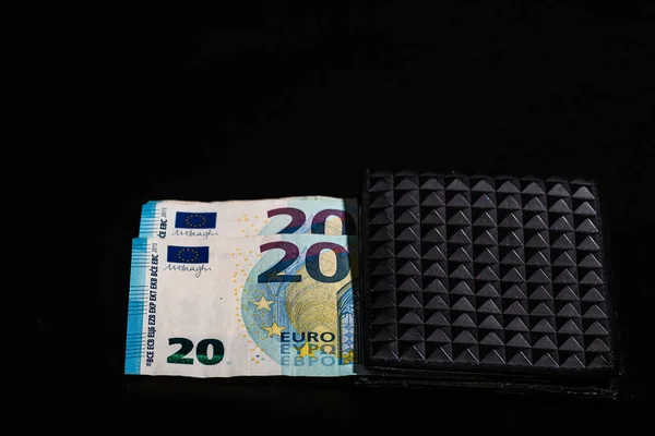 Banknotów Euro Odizolowanym Czarnym Portfelu — Zdjęcie stockowe