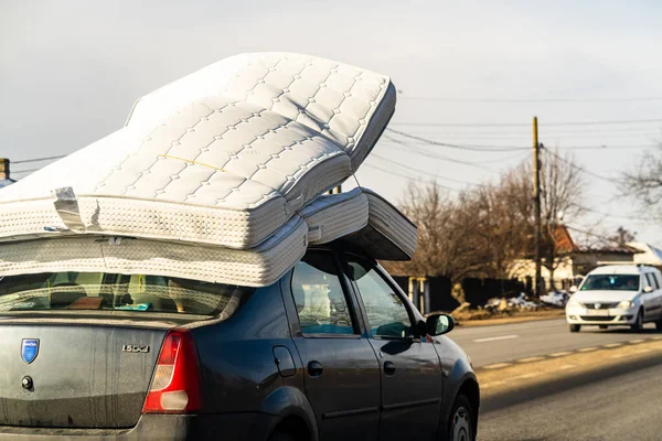⬇ Скачать Картинки Carry Mattress, Стоковые Фото Carry Mattress В.