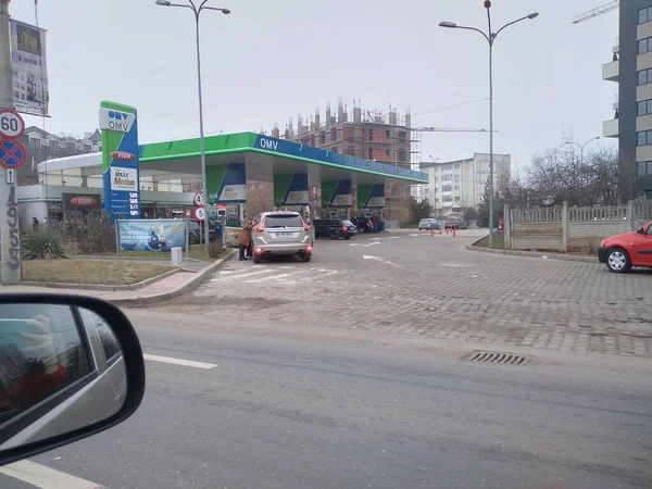 Araba Penceresi Aynasından Yol Manzarası Bükreş Romanya 2021 Trafikte Giden — Stok fotoğraf
