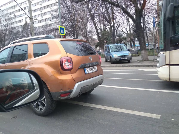 Road View Car Window Mirror Cars Road Traffic Bucharest Roménia — Fotografia de Stock