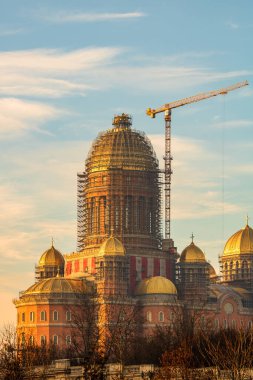 Halkın Kurtuluş Katedrali (Catedrala Mantuirii Neamului) şantiyesi. Hıristiyan Ortodoks katedrali detay görüşü. Bükreş, Romanya, 2021