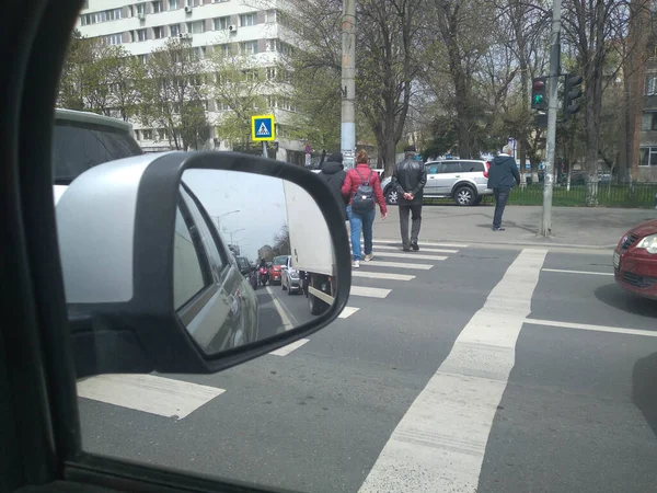 Road View Car Window Mirror Cars Road Traffic Bucharest Roménia — Fotografia de Stock