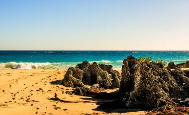 Güney Hampton, Bermuda 'da Horse Shoe Bay' de günbatımı