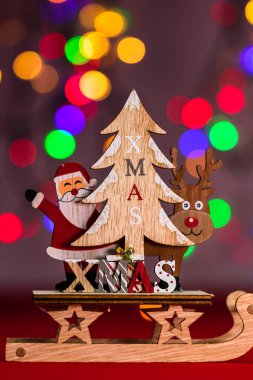 Dekorasyon ve bokeh ligths arkaplanlı Noel konsepti