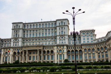 Gece vakti Parlamento Sarayı, Bükreş, Romanya