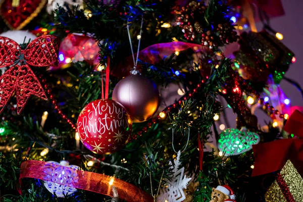 Addobbi Natalizi Appesi All Albero Natale — Foto Stock