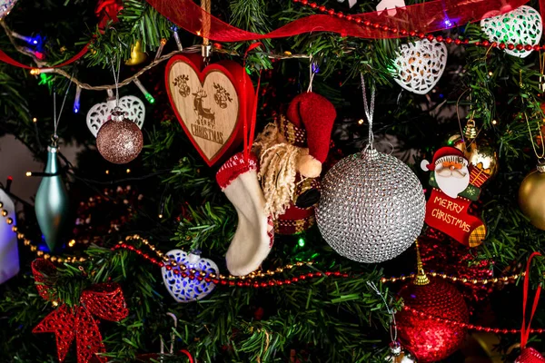 Mooie Kerst Ornamenten Decoraties Opknoping Kerstboom — Stockfoto