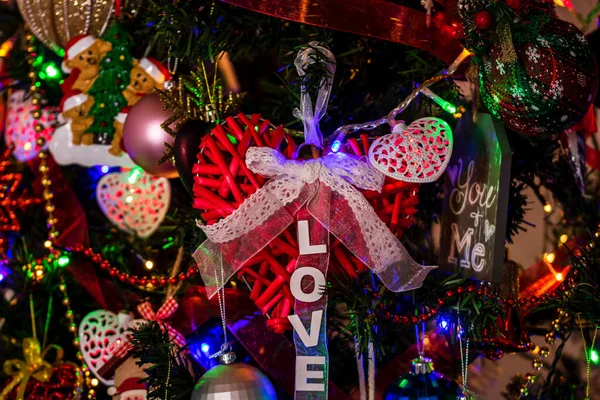 Beautiful Christmas Ornaments Decorations Hanging Christmas Tree — Stock Photo, Image