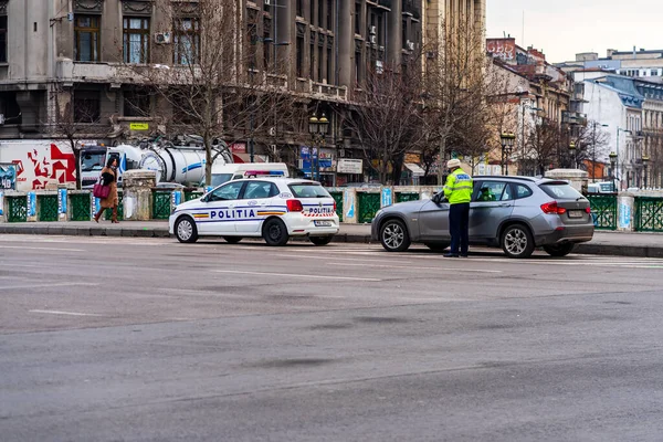 Romanian Police Politia Rutiera Car Patrolling Downtown Bucharest Romania 2021 — Stock Photo, Image