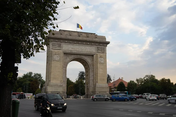 Car Traffic Heavy City Traffic Arch Triumph Junction Arcul Triumf — Stock Photo, Image