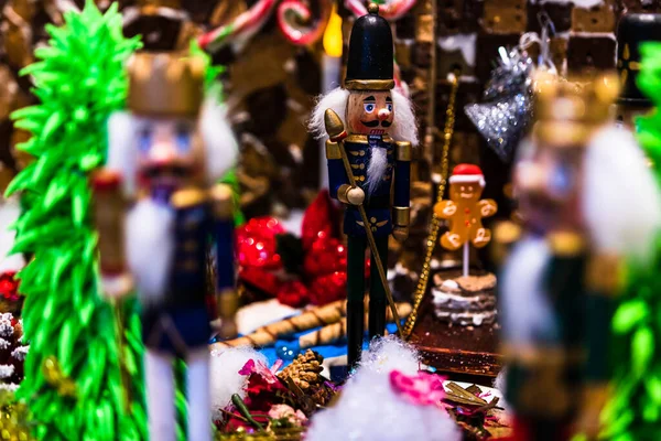 Kerstcompositie Met Seizoensgebonden Decoraties Ornamenten — Stockfoto