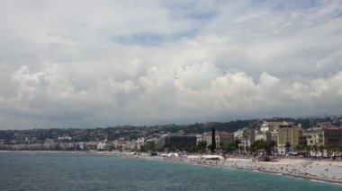 Yaz boyunca güzel Fransa 'da Akdeniz kıyı şeridi ve marina manzarası