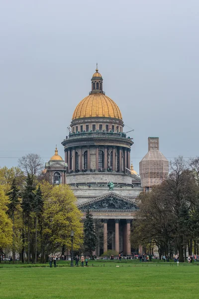 Isaac je katedrála v St Petersburg — Stock fotografie