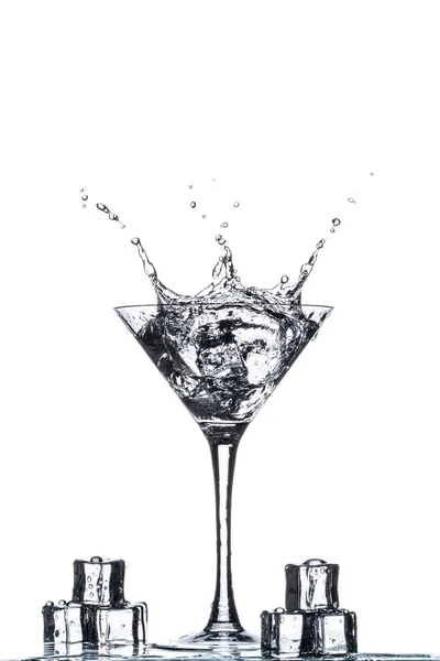 Martini kadehi sıçrama ile