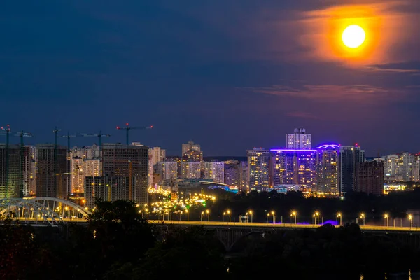 Abendblick Auf Kiew Ukraine Blick Auf Die Paton Brücke Und — Stockfoto