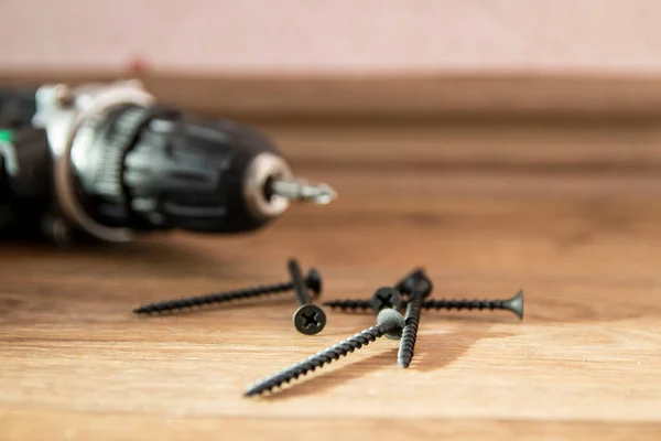 Self Tapping Screws Cordless Drill Wooden Background Selective Focus Concept — Stock Photo, Image