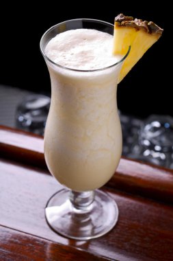 pina colada kokteyli