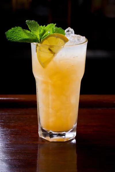 Mango bar kokteyl — Stok fotoğraf
