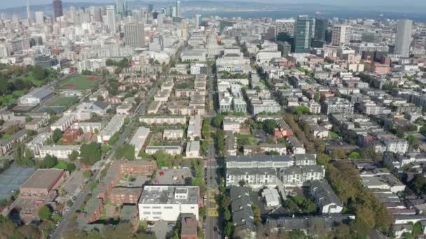 Hasło lotnicze dronów 4K wspierające społeczność Afroamerykanów, San Francisco — Wideo stockowe