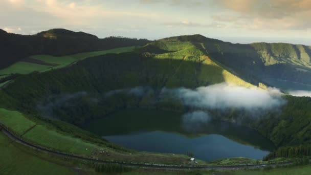 Aerial view of a sunlit cloud – Stock-video