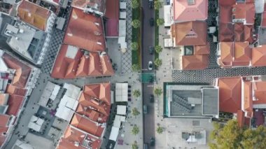 Cascais, Portekiz, Avrupa. Bir yol halkası ve trafik sıkışıklığının hava görüntüsü