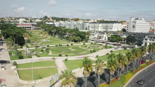 Cascais, Portugal, Europa. November 2020. Atemberaubender Blick auf ein charmantes Stadtbild — Stockvideo