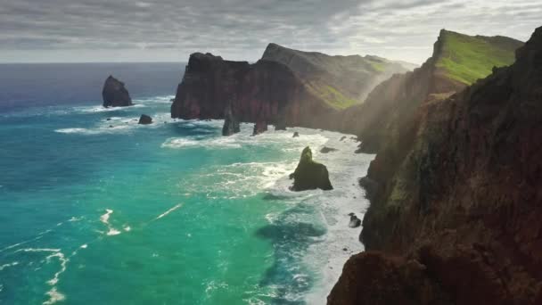 Panorama de paysages uniques avec une nature préservée vue d'en haut — Video