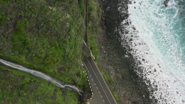 Autoroute panoramique sur la rive de l'océan Atlantique — Video