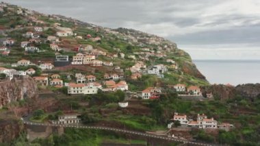 Muhteşem sahil alanının hava görüntüleri.
