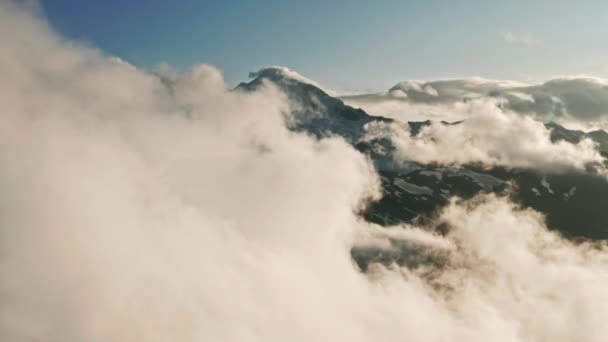 Όμορφη οροσειρά το χειμώνα, εμπνέει χειμώνα τοπίο θαυμάτων 4K ΗΠΑ — Αρχείο Βίντεο