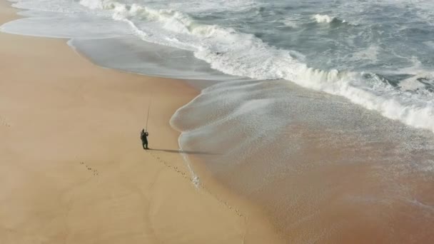 孤島内の驚異的な海の空の景色 — ストック動画