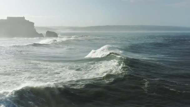 Atlantik Okyanusunun muhteşem doğal güzelliği — Stok video