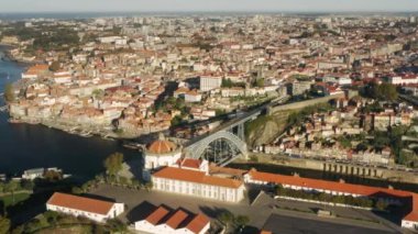 Yoğun gelişimli otantik ve büyüleyici şehir manzarası