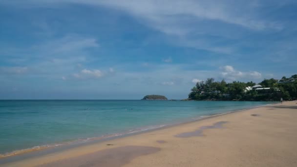 Phuket, Tailandia. Playa Kata Noi. Tiempo de caducidad — Vídeo de stock
